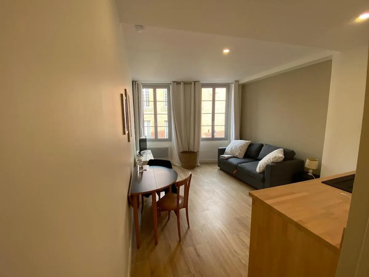 Le Garonne : Studio Au Coeur Du Capitole Apartment Toulouse France